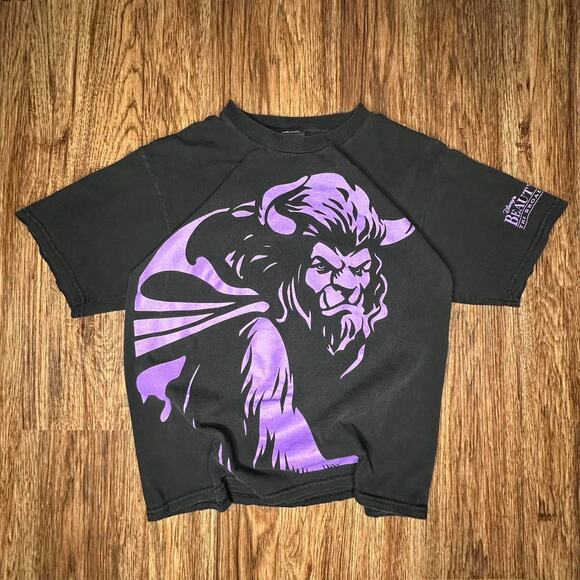 Vintage Disneys Beauty and the Beast AOP Beast Purple&Black Graphic Tshirt S - Picture 1 of 7